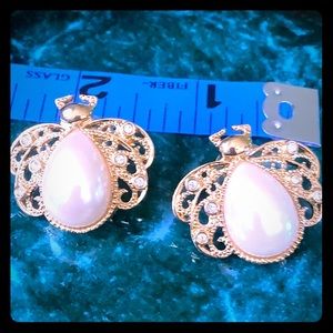 Bee or butterfly earrings could be both?